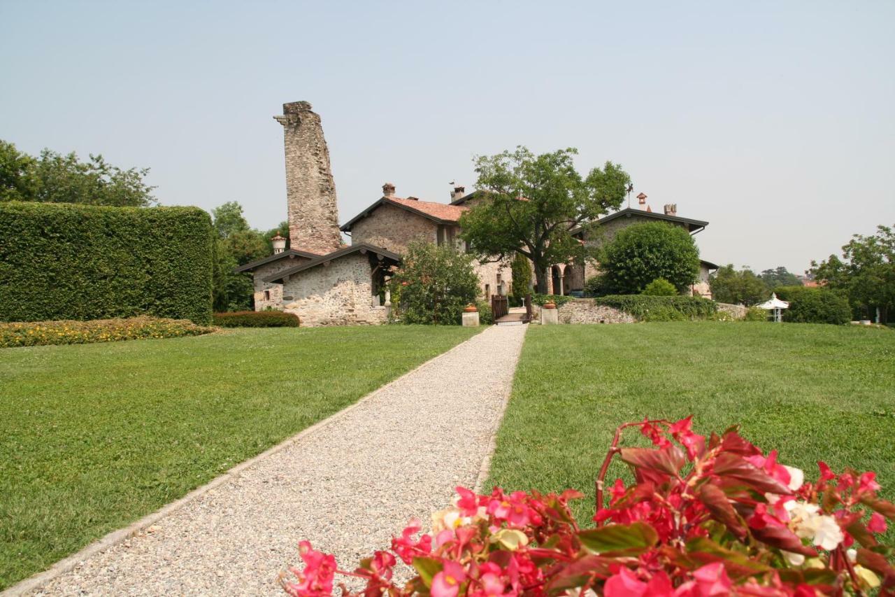 Bed and Breakfast Castello Di Cernusco Lombardone Экстерьер фото